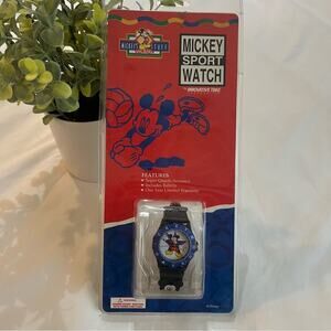 NIP Vintage Mickey’s Stuff For Kids Sport Watch by Innovative Time Corporation
